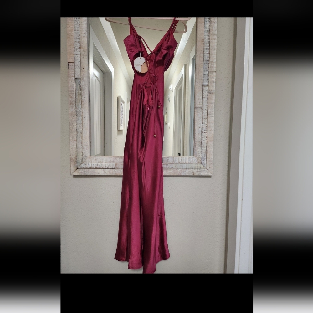 City Lights Cut-Out Waist Strappy Back Midi Dress Fuschia XS - Picture 2 of 4
